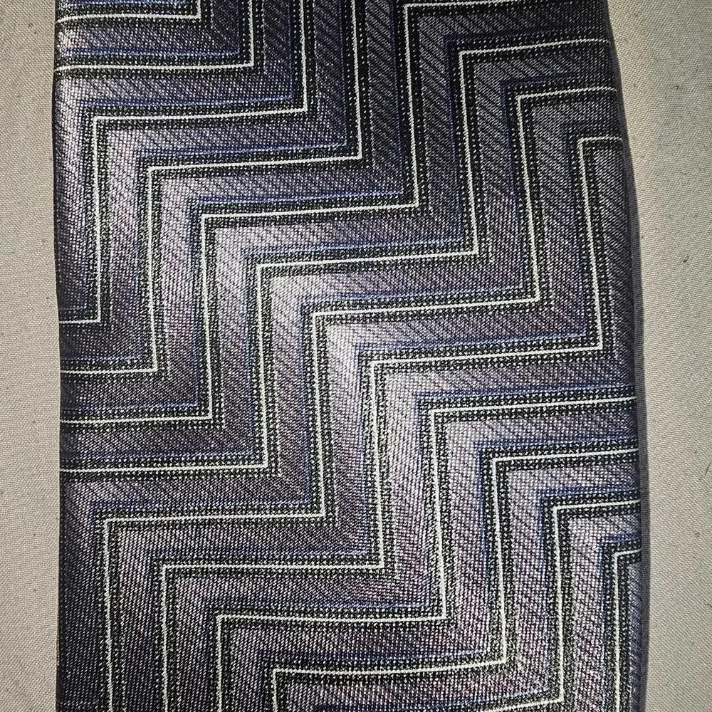 David Taylor Men's Tie with Zigzag Pattern